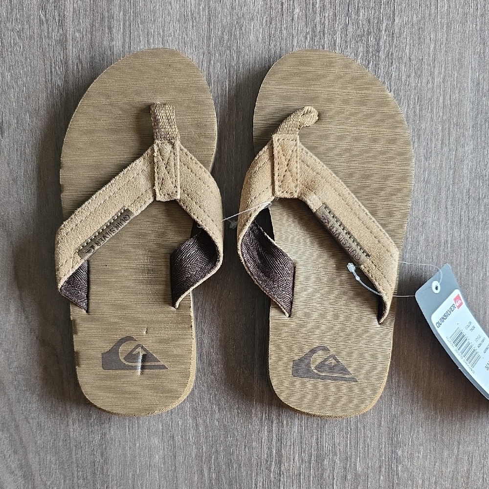 Quiksilver Tan With Thin Brown Lines Flip Flops